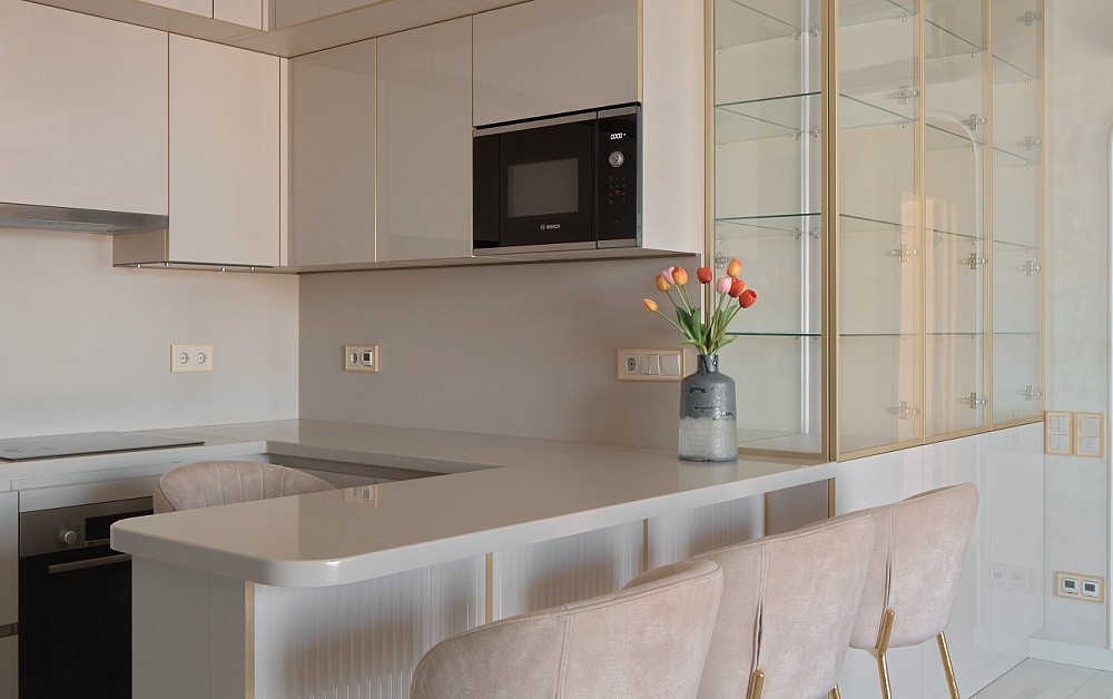 Кухня для вьетнамской семьи в ЖК «Метрополия»