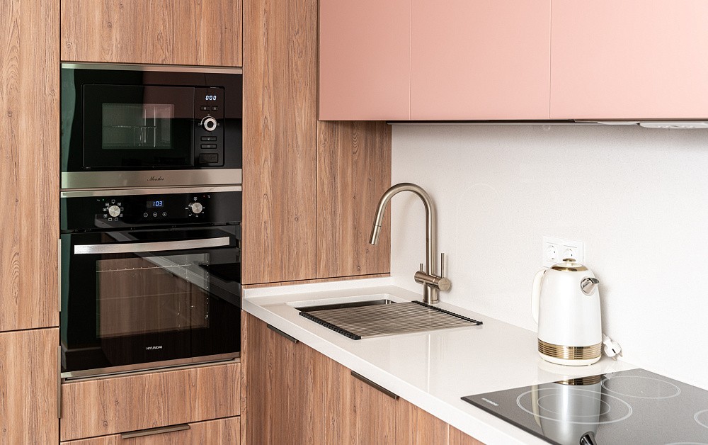 Кухня для молодой мамы из ТВ-проекта «Квартирный Вопрос» 