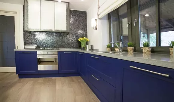 Синяя кухня в Казани