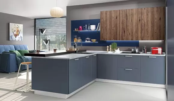 Темная кухня в Ростове-на-Дону