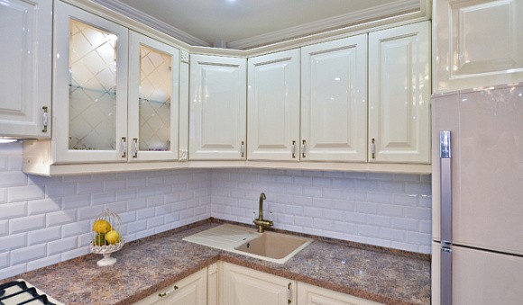 Глянцевая кухня в Липецке